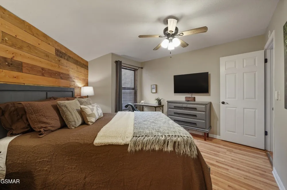 1103 Villa Lane Gatlinburg, TN 37738