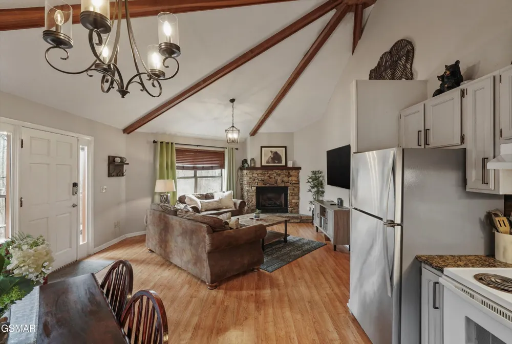 1103 Villa Lane Gatlinburg, TN 37738