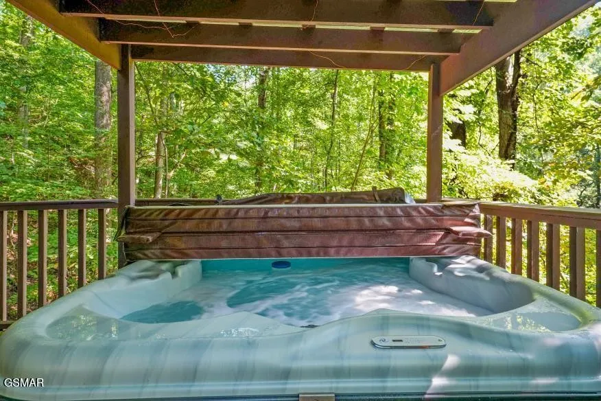 1103 Villa Lane Gatlinburg, TN 37738