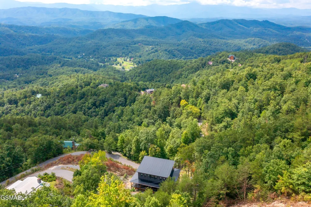 875 Shell Mountain Road Sevierville, TN 37876