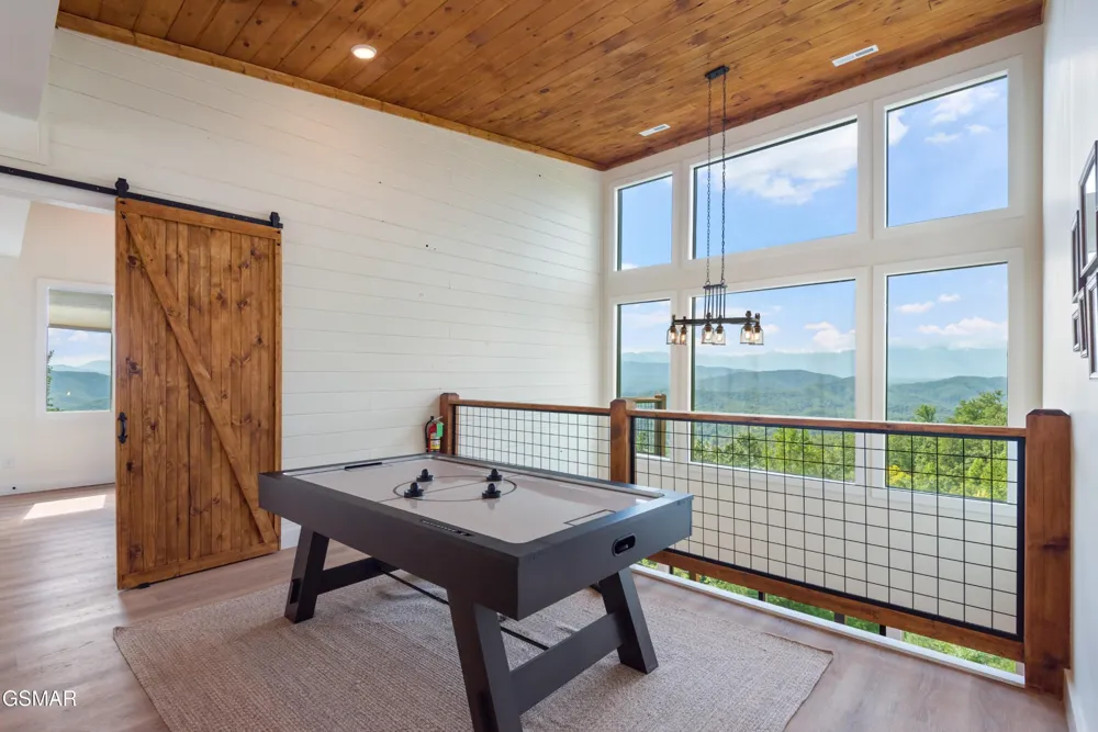 875 Shell Mountain Road Sevierville, TN 37876