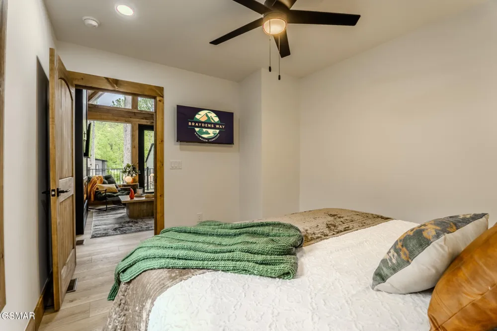 210 Braydens Way Gatlinburg, TN 37738