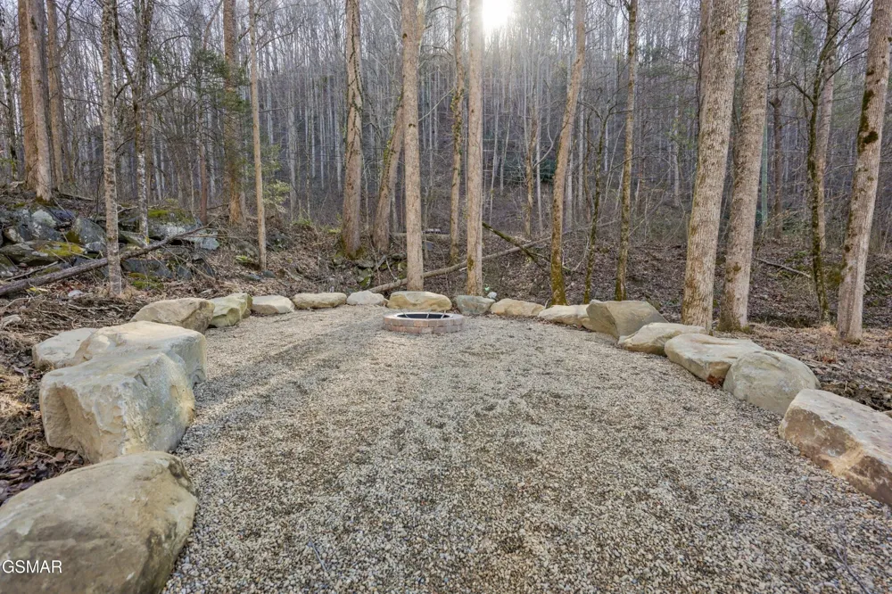210 Braydens Way Gatlinburg, TN 37738