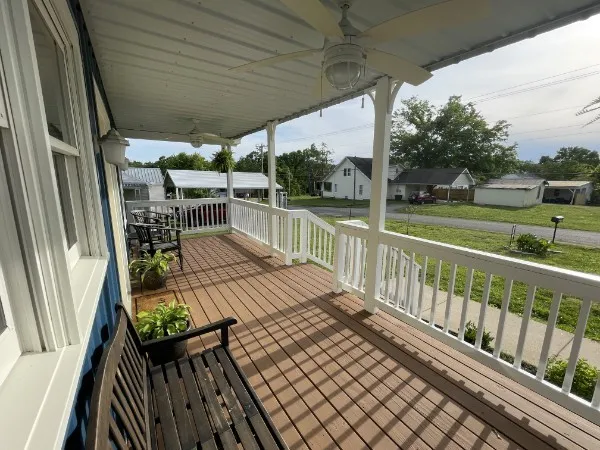 105 General Ave Centerville, TN 37033
