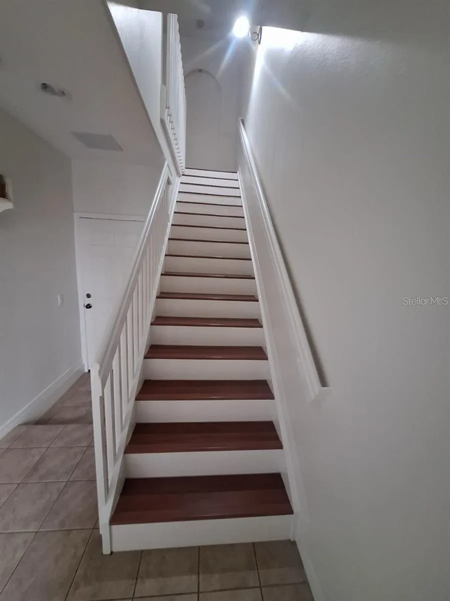 1350 CHATFIELD PLACE Orlando, FL 32814