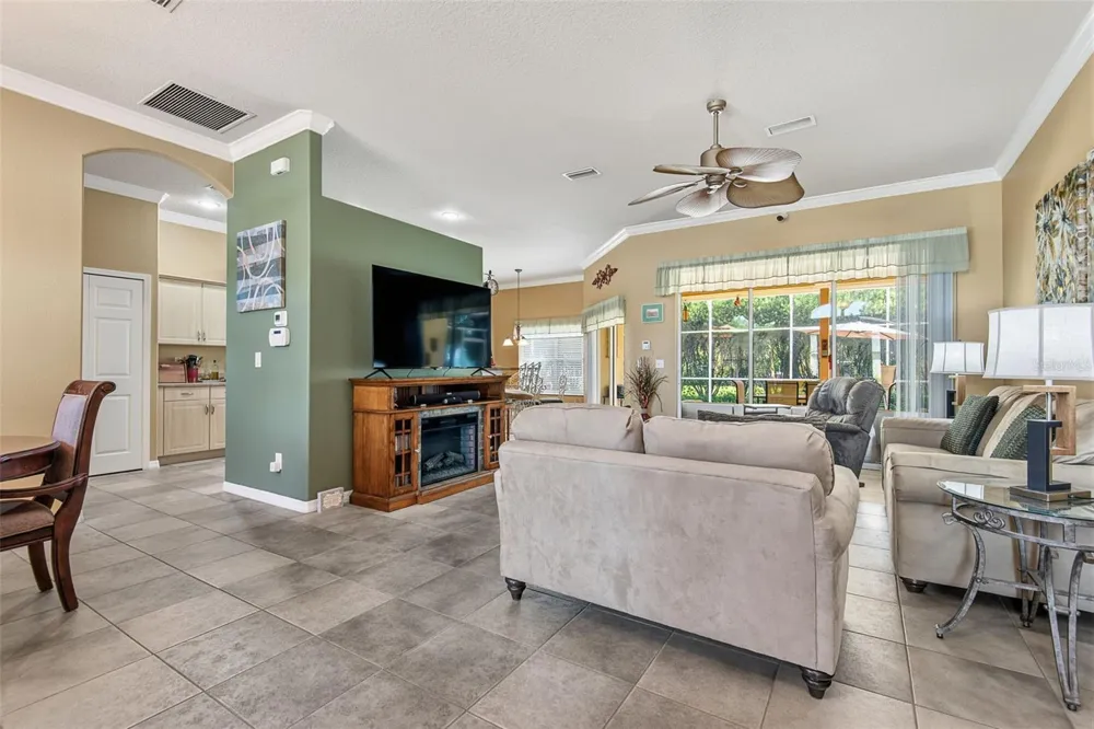1 KALENDAR COURT Palm Coast, FL 32164