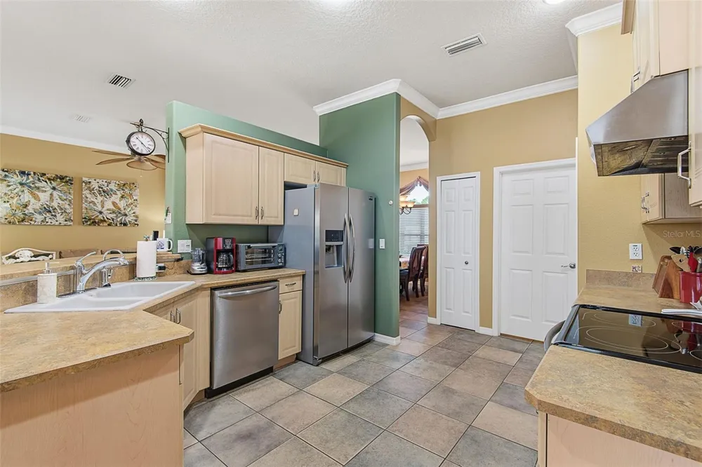 1 KALENDAR COURT Palm Coast, FL 32164