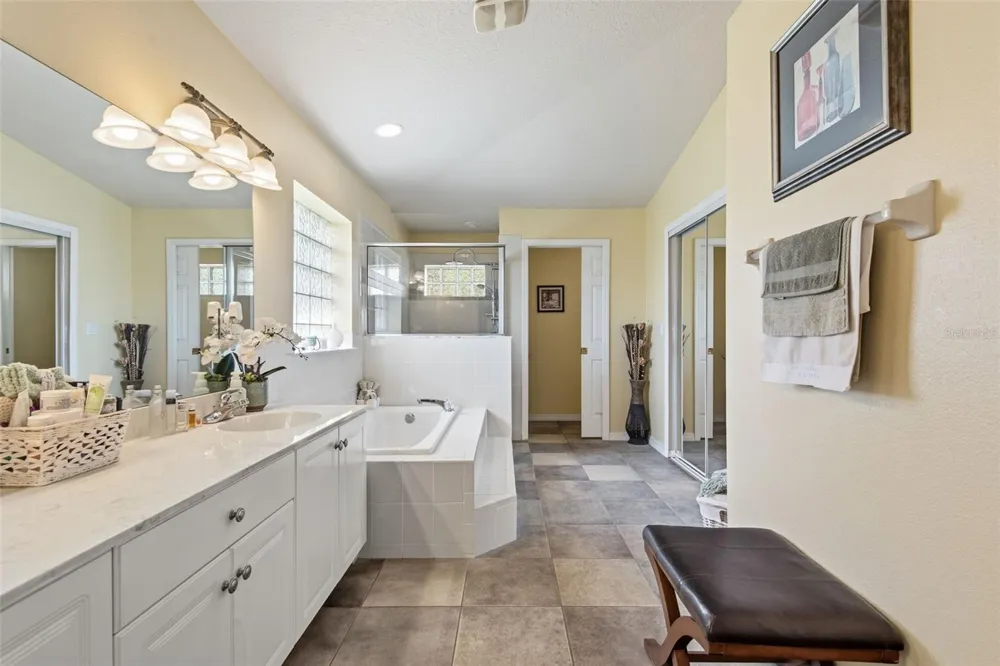 1 KALENDAR COURT Palm Coast, FL 32164