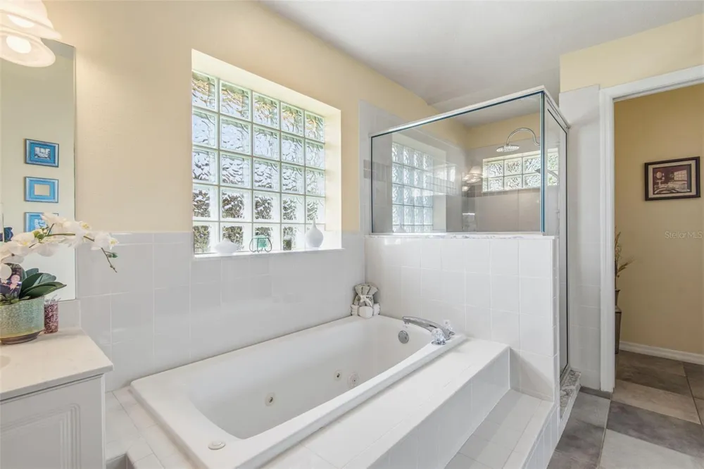 1 KALENDAR COURT Palm Coast, FL 32164