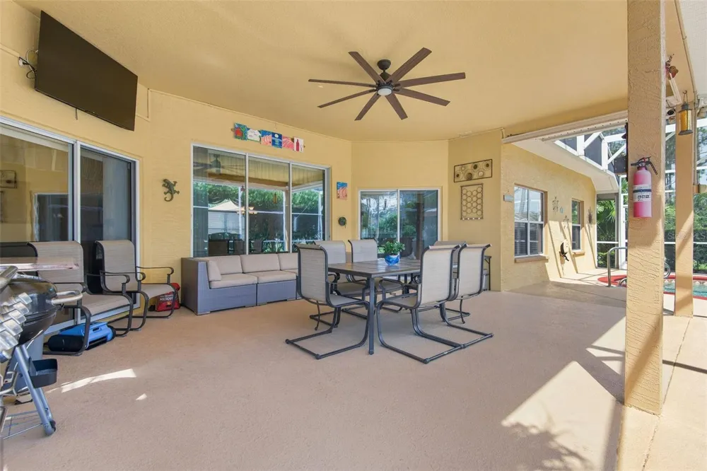 1 KALENDAR COURT Palm Coast, FL 32164