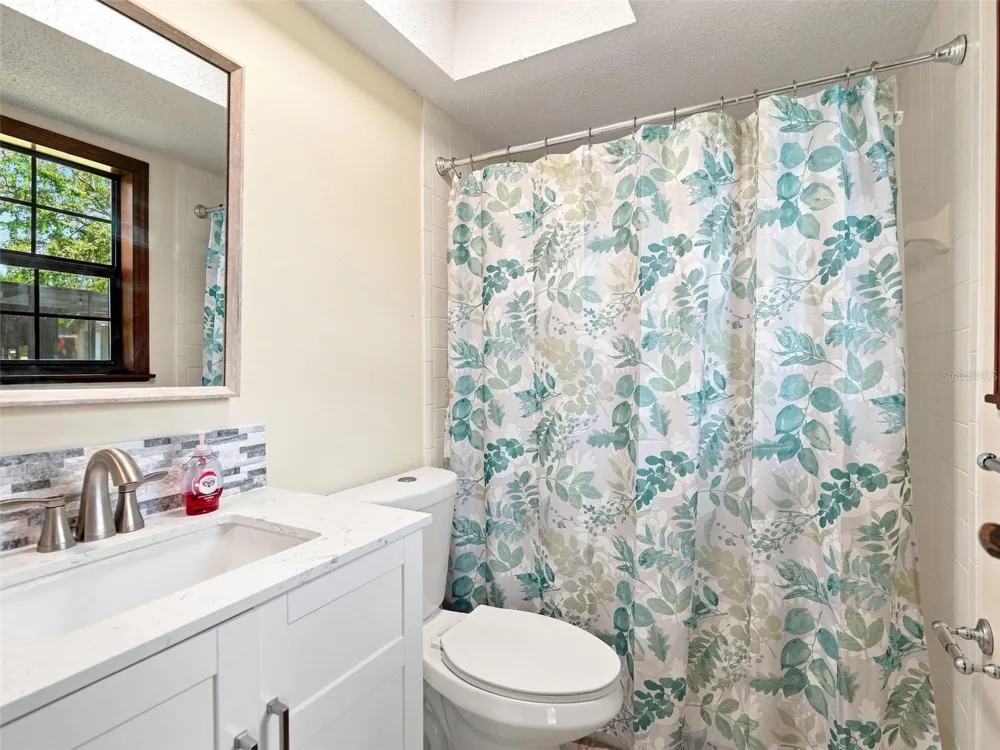 1139 DESMOND AVENUE Spring Hill, FL 34608