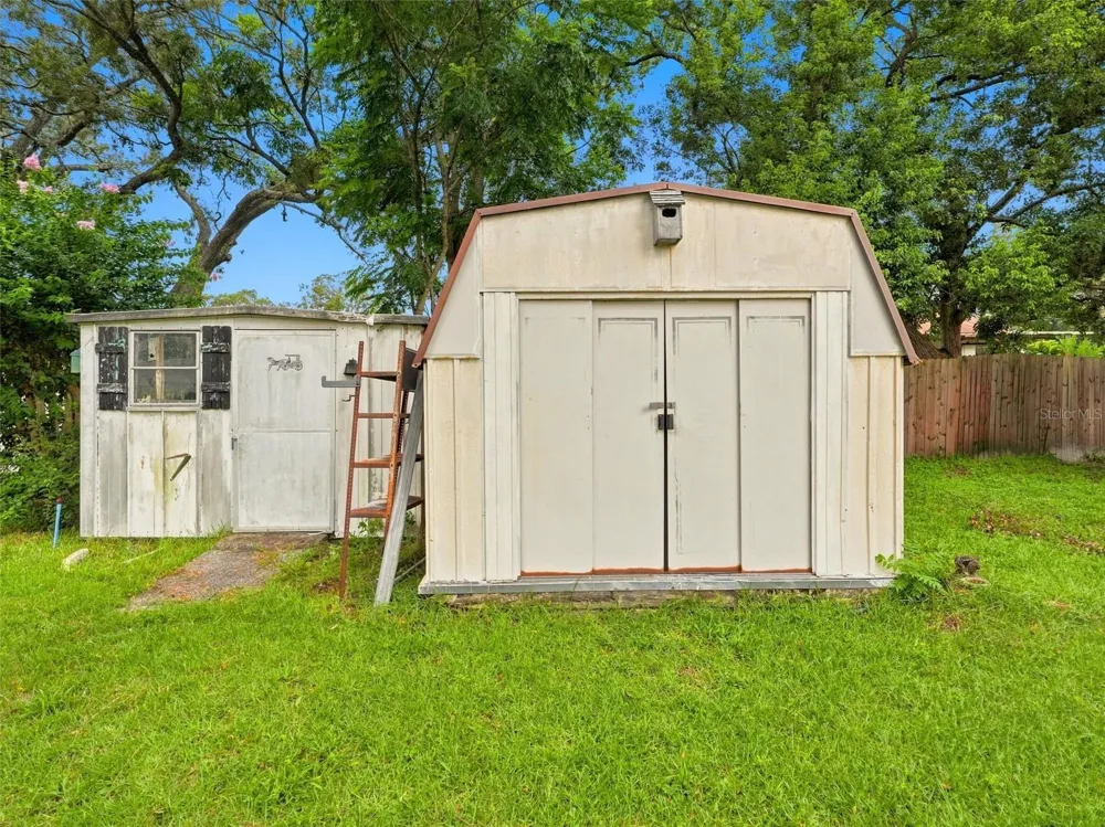 1139 DESMOND AVENUE Spring Hill, FL 34608