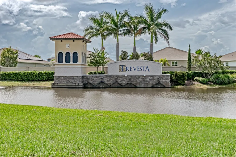 5528 TRIPOLI DRIVE Palmetto, FL 34221