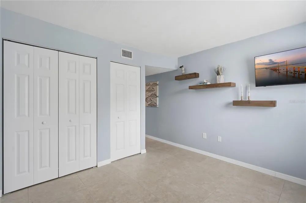 3001 58TH AVENUE S #609 St Petersburg, FL 33712
