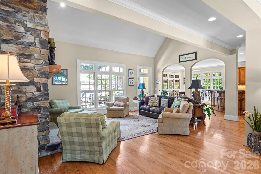 203 Allenton Ferry Drive New London, NC 28127