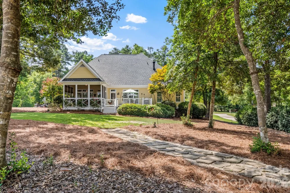 203 Allenton Ferry Drive New London, NC 28127
