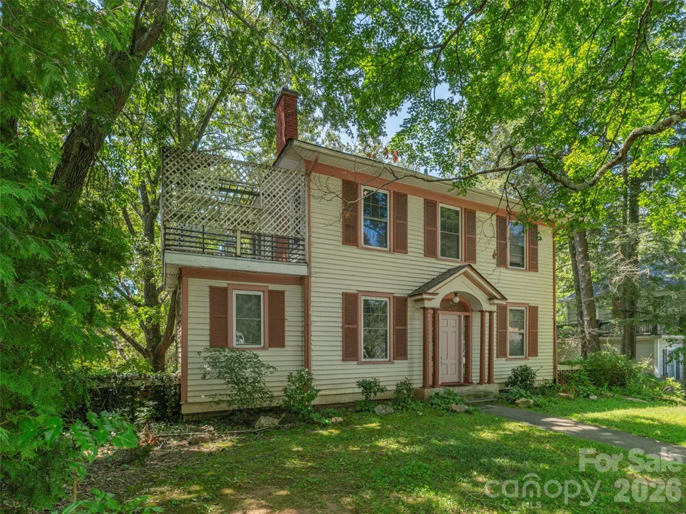 130 Edwin Place Asheville, NC 28801