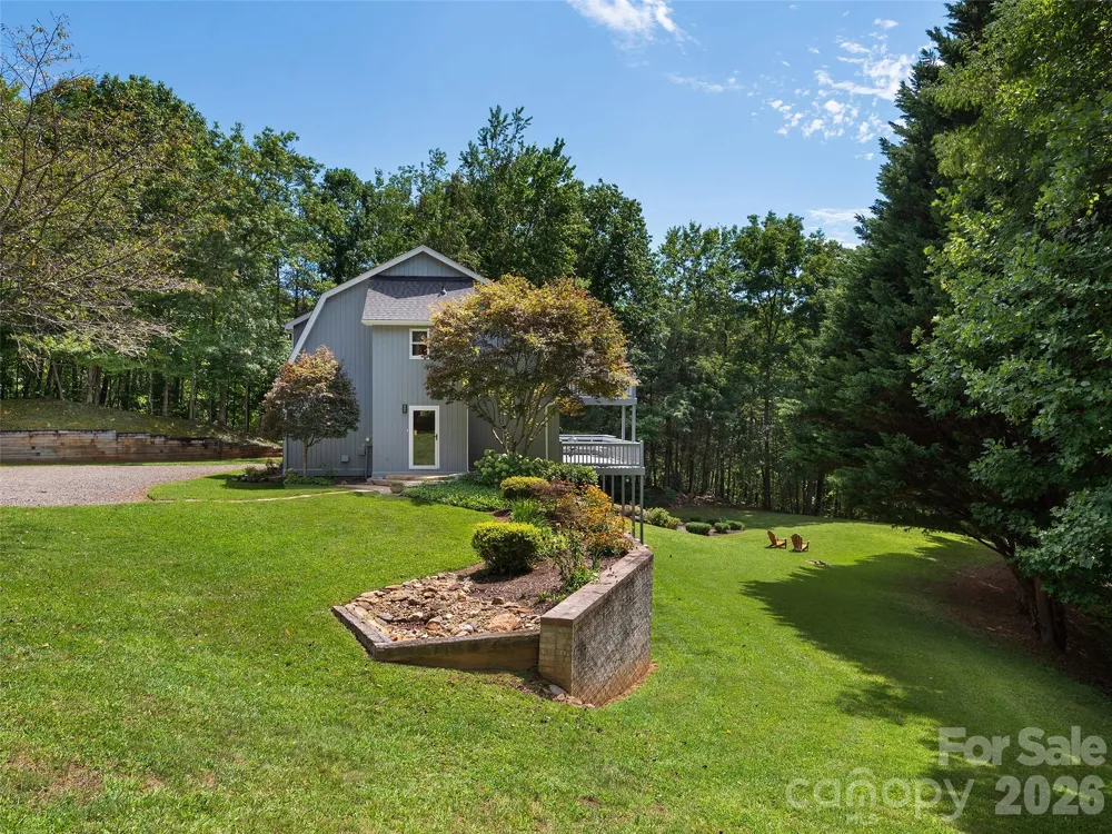 225 Long Branch Road Swannanoa, NC 28778