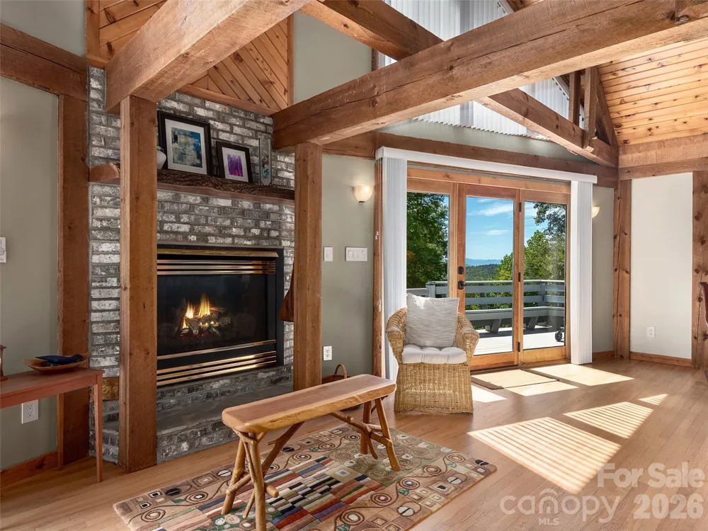 225 Long Branch Road Swannanoa, NC 28778