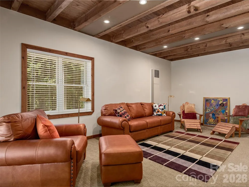 225 Long Branch Road Swannanoa, NC 28778