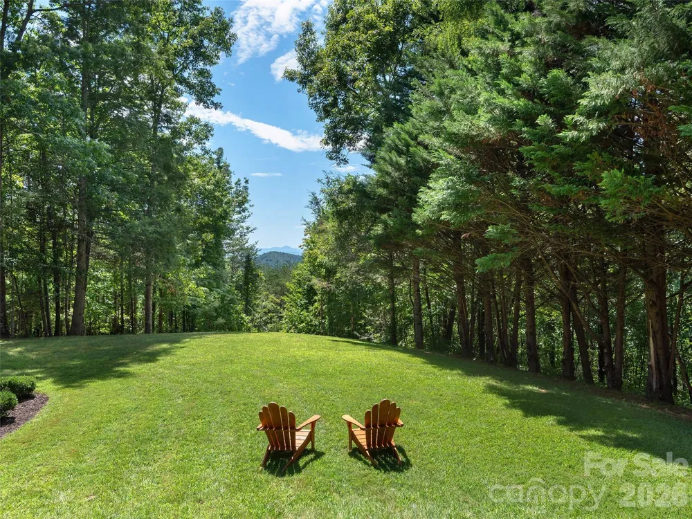 225 Long Branch Road Swannanoa, NC 28778