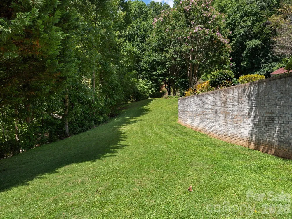 225 Long Branch Road Swannanoa, NC 28778