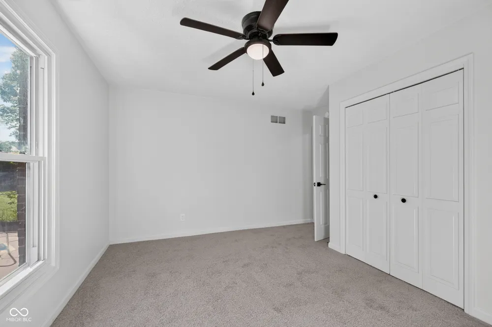 1115 Indianpipe Lane Zionsville, IN 46077