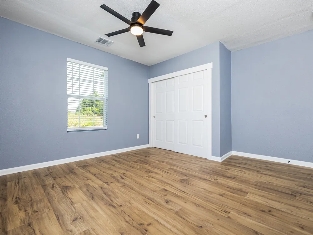 212 E Taylor Street Thrall, TX 76578