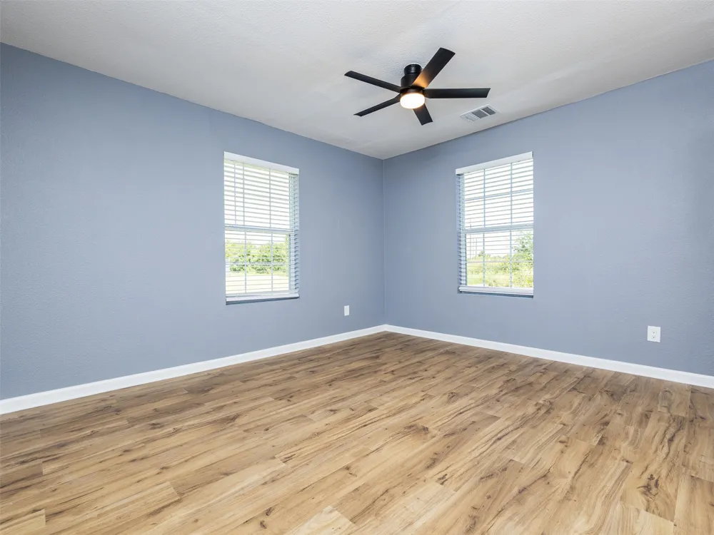212 E Taylor Street Thrall, TX 76578
