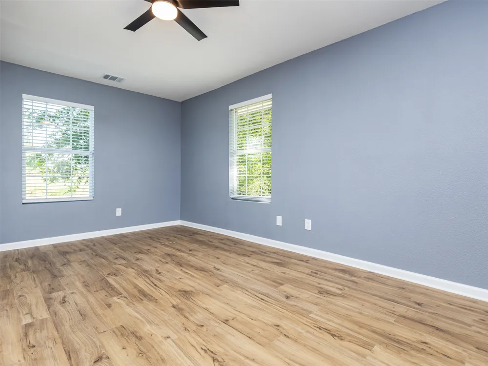 212 E Taylor Street Thrall, TX 76578