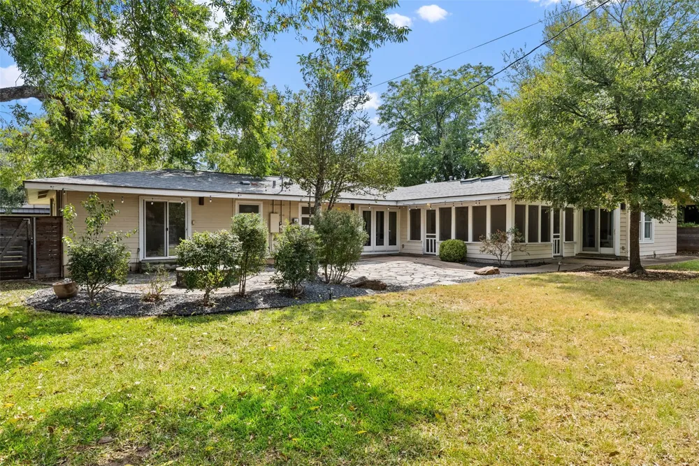 2700 Addison Avenue Austin, TX 78757