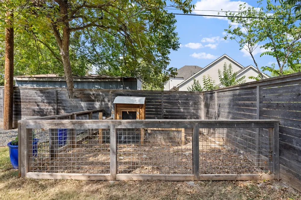 2700 Addison Avenue Austin, TX 78757