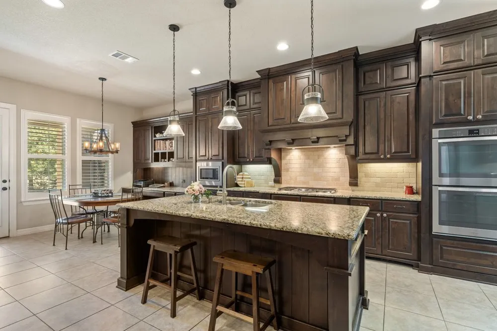 16700 Poppy Mallow Drive Austin, TX 78738