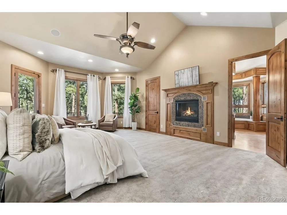 4945 Saxton Hollow Road Colorado Springs, CO 80908
