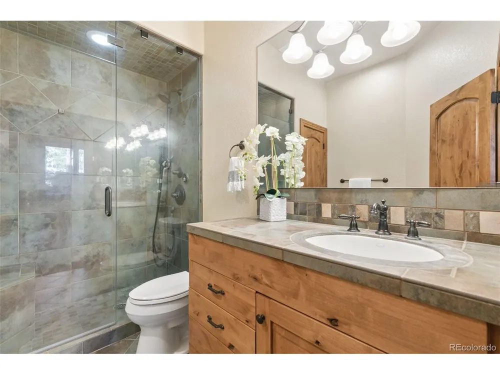 4945 Saxton Hollow Road Colorado Springs, CO 80908