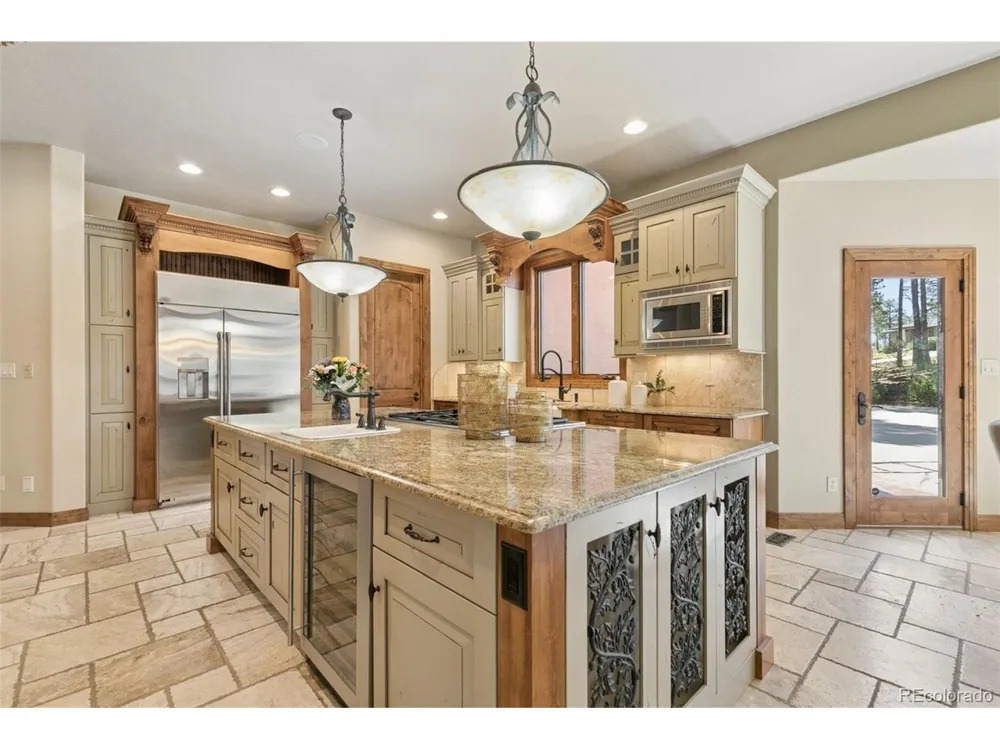 4945 Saxton Hollow Road Colorado Springs, CO 80908