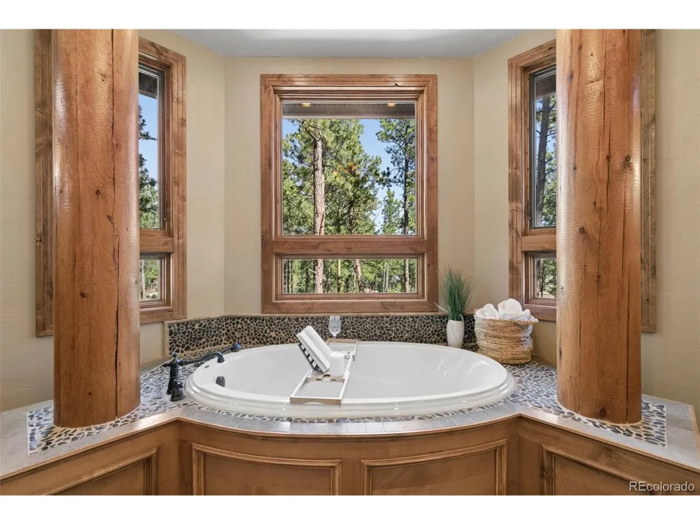 4945 Saxton Hollow Road Colorado Springs, CO 80908