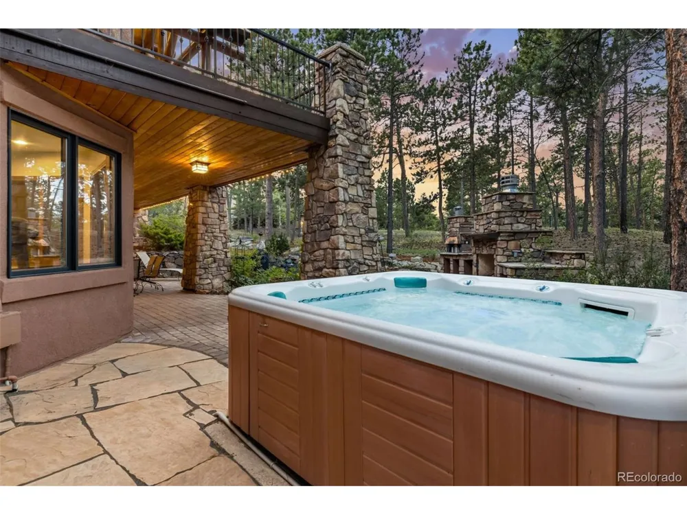 4945 Saxton Hollow Road Colorado Springs, CO 80908