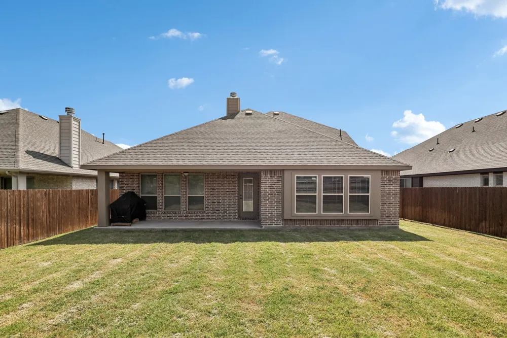 166 Martinique Drive Lancaster, TX 75146