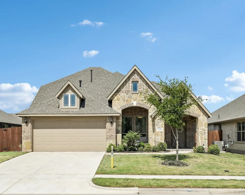 166 Martinique Drive Lancaster, TX 75146