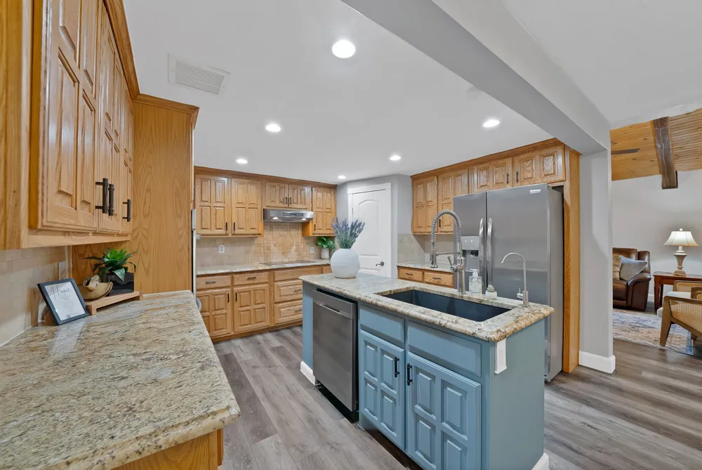306 E Rochelle Boulevard Irving, TX 75062