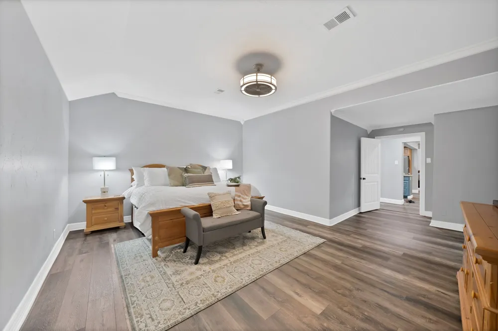306 E Rochelle Boulevard Irving, TX 75062