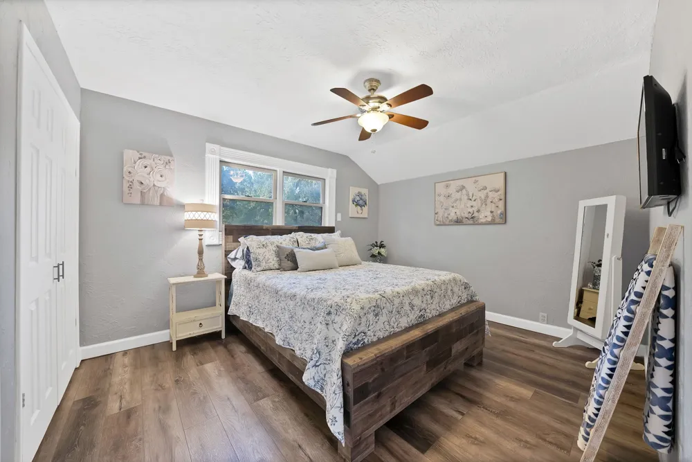 306 E Rochelle Boulevard Irving, TX 75062