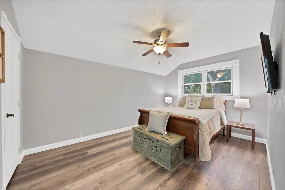 306 E Rochelle Boulevard Irving, TX 75062