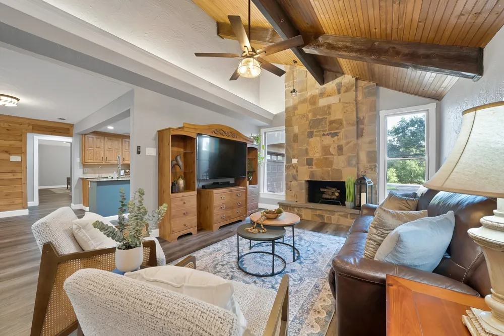 306 E Rochelle Boulevard Irving, TX 75062