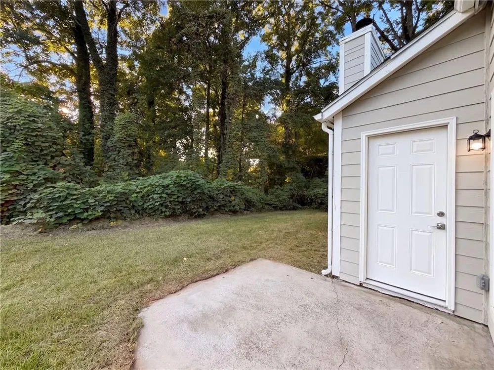 5857 Mistyview Drive Rex, GA 30273