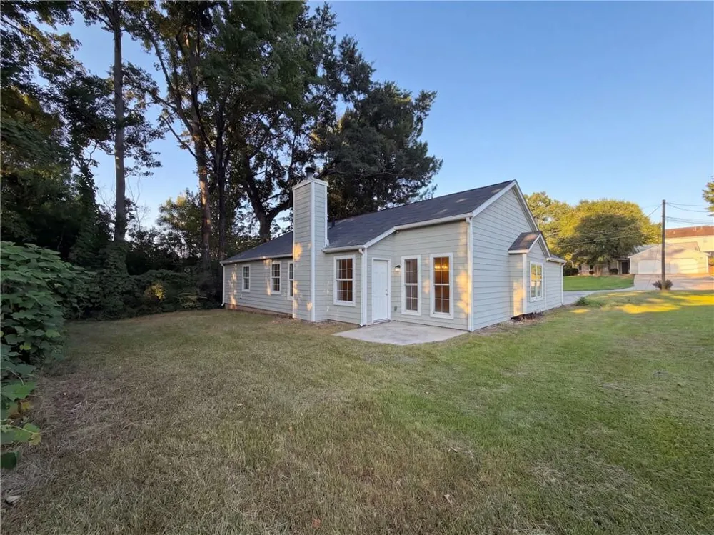 5857 Mistyview Drive Rex, GA 30273