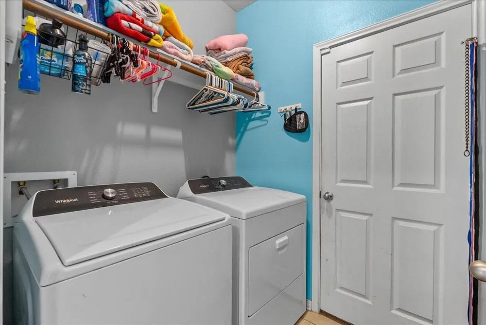 814 Corner Square Seabrook, TX 77586