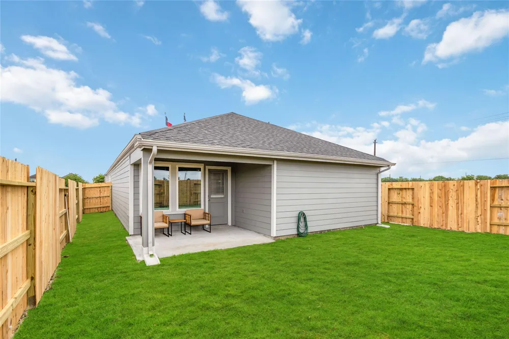 5102 Greengrass Willow Way Houston, TX 77048