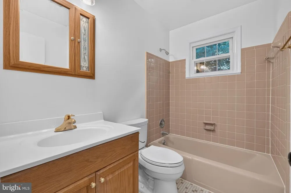 6905 HUNTSMAN BOULEVARD Springfield, VA 22153